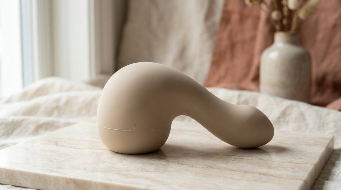 Thrusting Dildos: How They Work, What They Feel Like, and How to Choose One